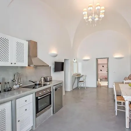 Cooper's Cave House With Heated Jacuzzi *