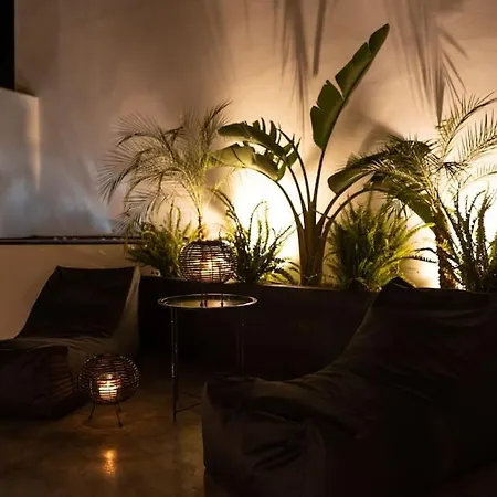 Βίλα Cooper's Cave House With Heated Jacuzzi