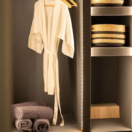 Βίλα Cooper's Cave House With Heated Jacuzzi