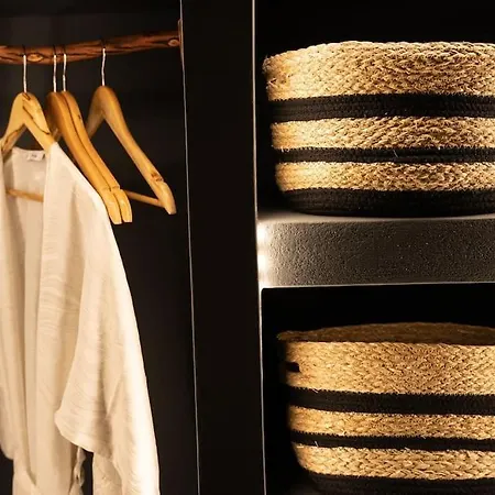 Cooper's Cave House With Heated Jacuzzi *