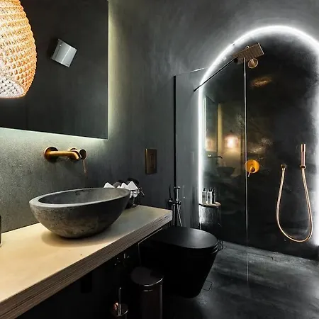 Cooper's Cave House With Heated Jacuzzi Villa *