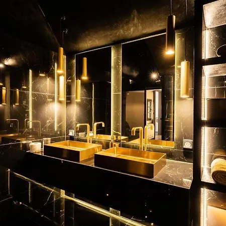 Cooper's Cave House With Heated Jacuzzi *