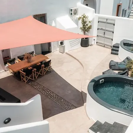 Cooper's Cave House With Heated Jacuzzi Villa *