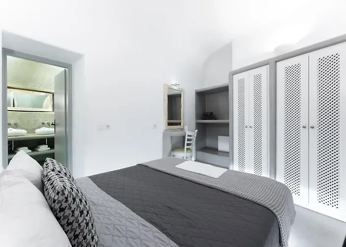 Villa Cooper's Cave House With Heated Jacuzzi Megalochori (Santorini)