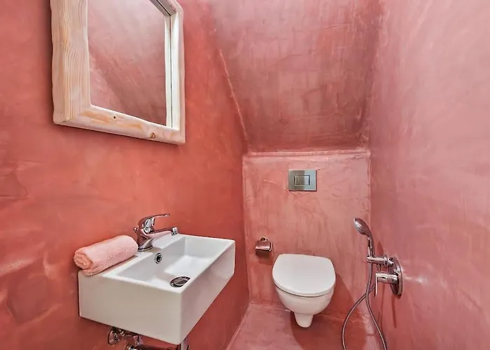 Cooper's Cave House With Heated Jacuzzi Villa *