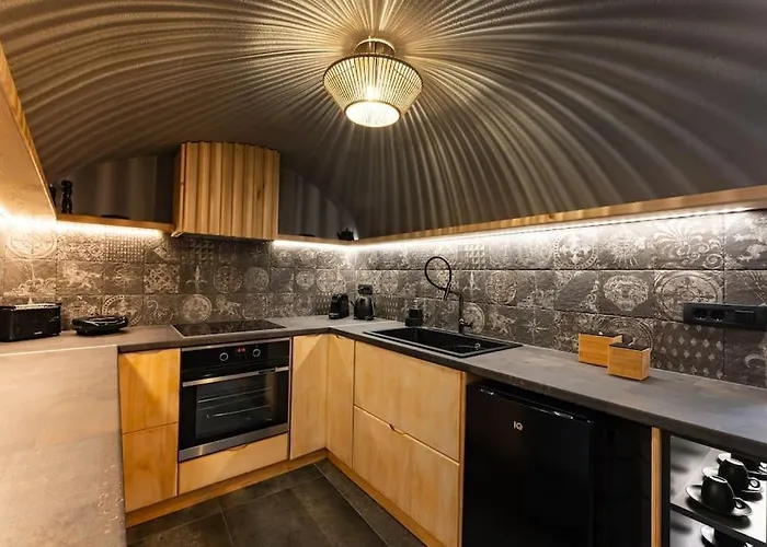 Villa Cooper's Cave House With Heated Jacuzzi Megalochori (Santorini)