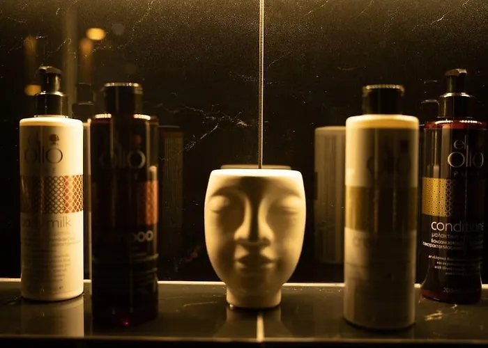 Cooper's Cave House With Heated Jacuzzi *