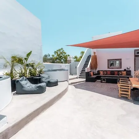 Cooper's Cave House With Heated Jacuzzi *